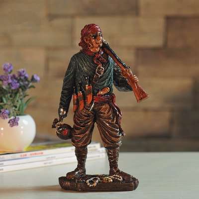 Polyresin art craft caribbean pirates figurine for sale