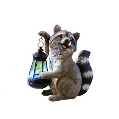 Garden ornaments polyresin raccoon figurine with solar light