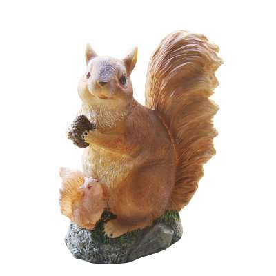 Garden Solar Lights Mother Squirrel with Baby Squirrel Statue